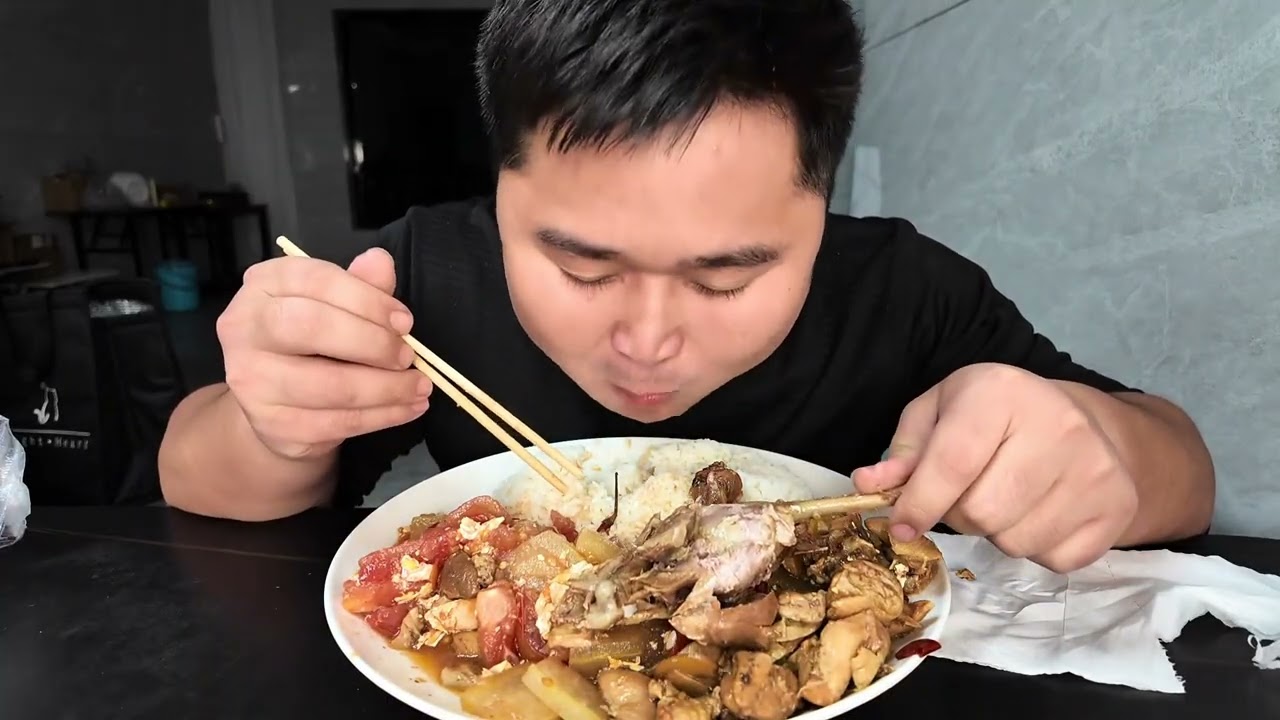 最近拍戏打乱减肥计划了，今天继续健身吃快餐，恢复一下状态 #减肥vlog #快餐 #美食日常 #自律