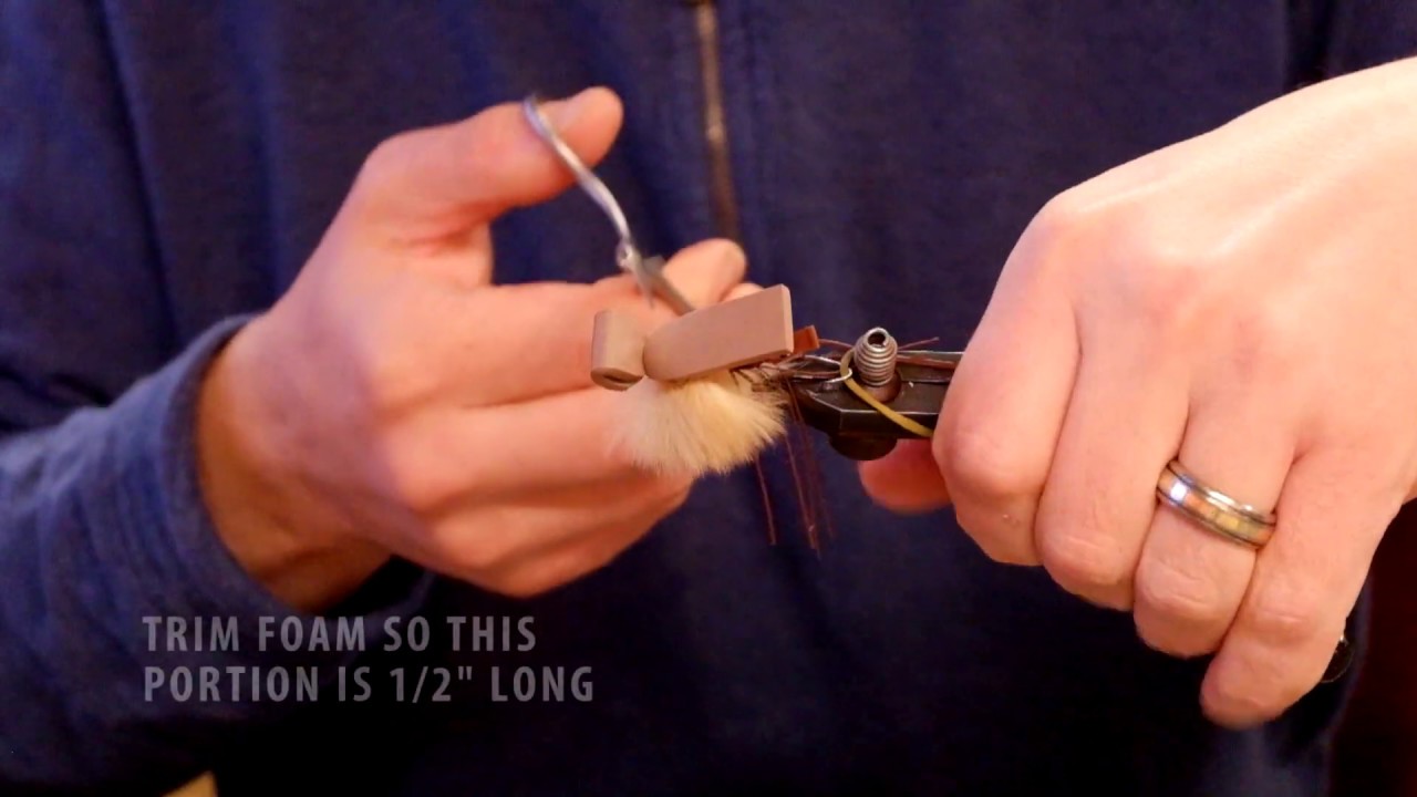 How to Tie: Cousin It Mouse Fly