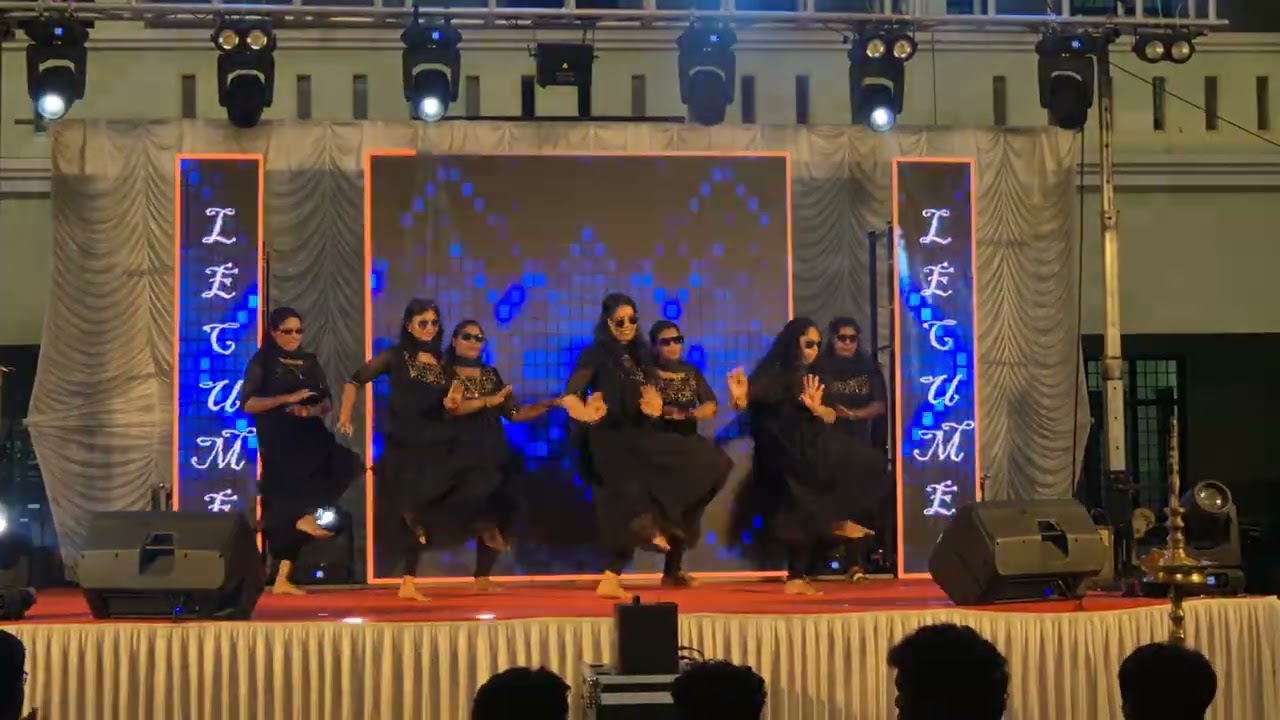 When Teachers took over the stage😎💃...............#trending #teachers #explore 