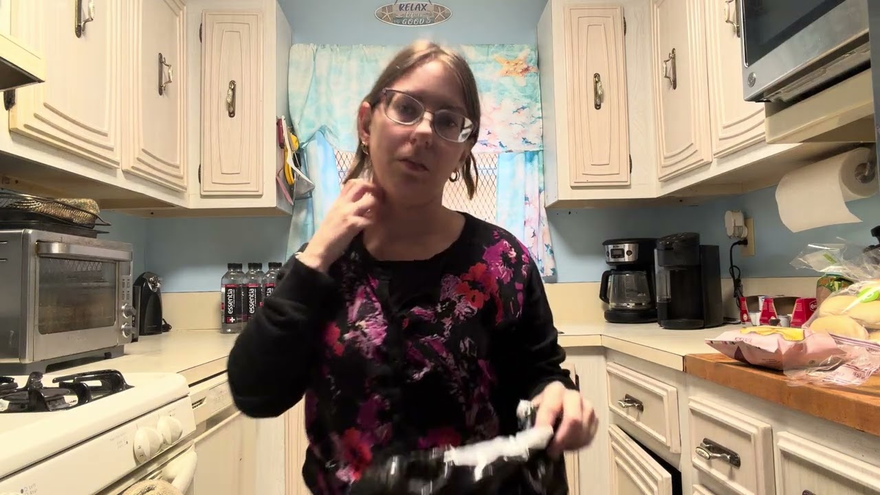 ASMR! Cleaning Vlog!🧽🧼🦠Cleaning The Kitchen! 