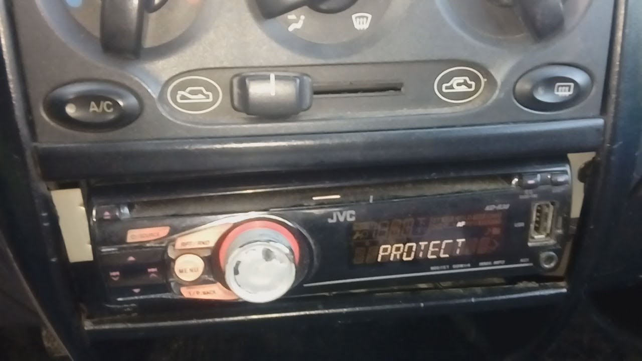 В автомагнитоле ошибка Protect и ее устранение