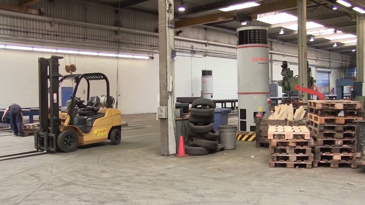 Kemper Welding Fume Exhaust and Ventilation Used in Steel Manufacturing