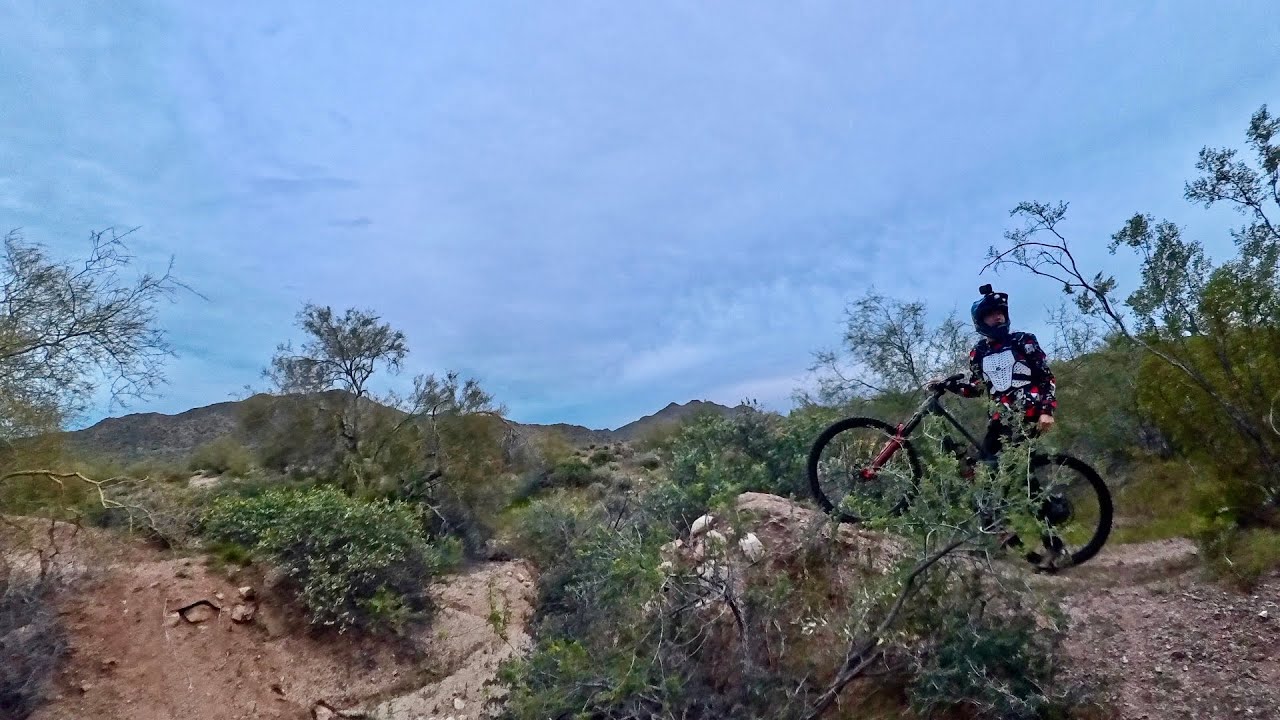 Trying a MTB jump-line i never done