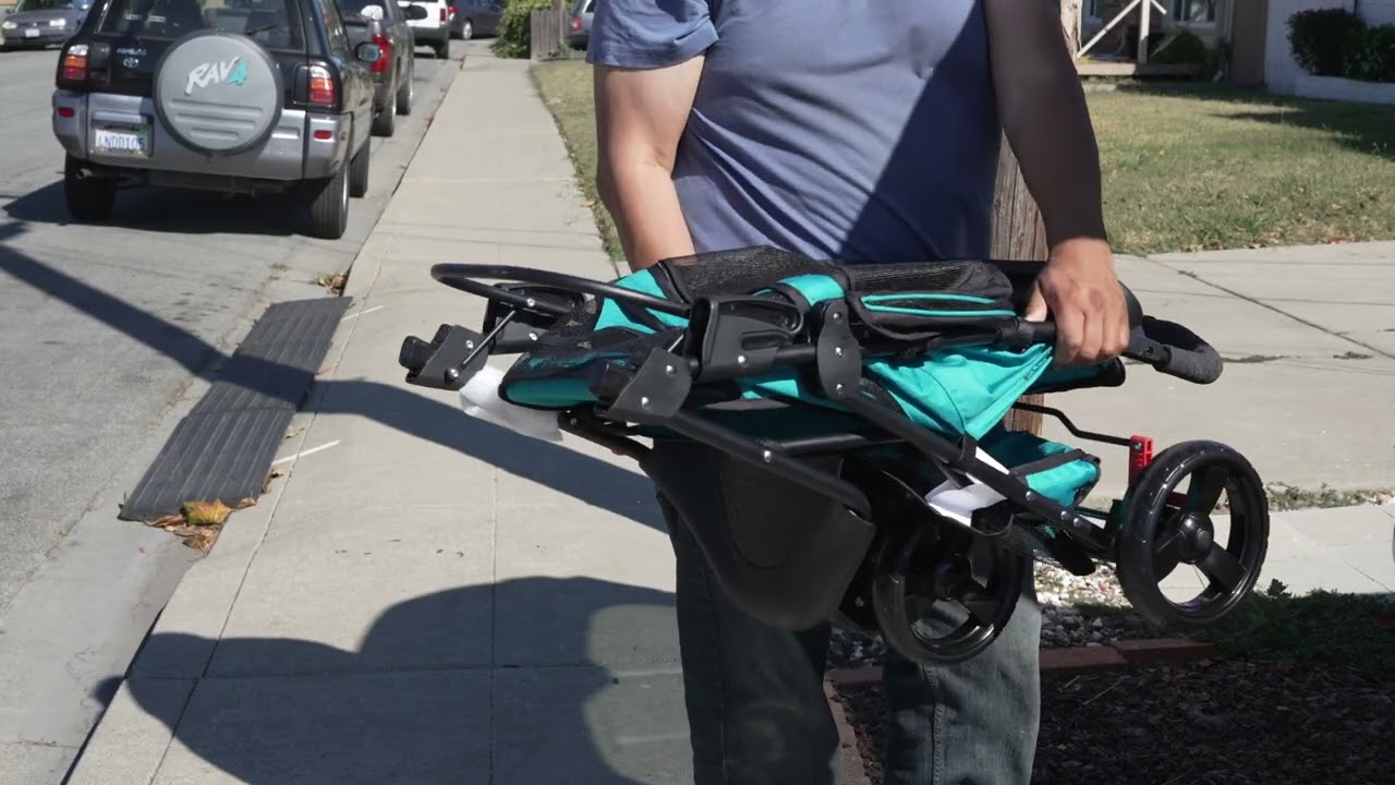 Stroller, review of the Petique Durable Pet Stroller #petstroller #petique #petproducts #doglover