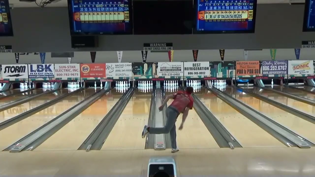 EJ Tackett Tosses Entertaining 300 Game During Qualifying In Lubbock