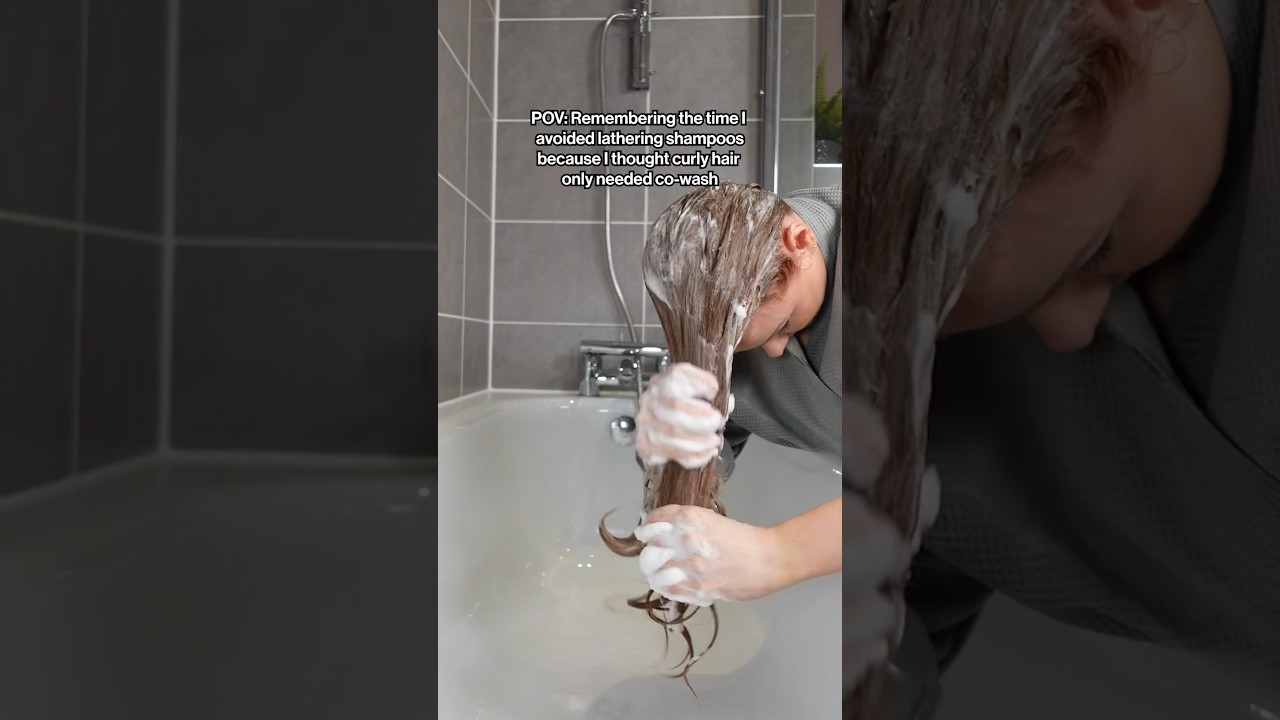 Are you team shampoo or co-wash?🫧➰More in description➡️ #curlyhairtips #curlyhaircare #washday