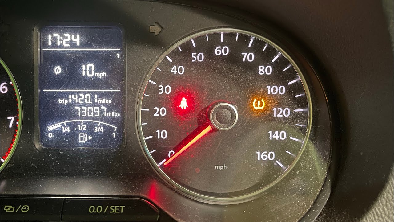 VW Polo TPMS Warning Light Reset 6R How to reset the tyre warning light on a Volkswagen Polo 2014￼