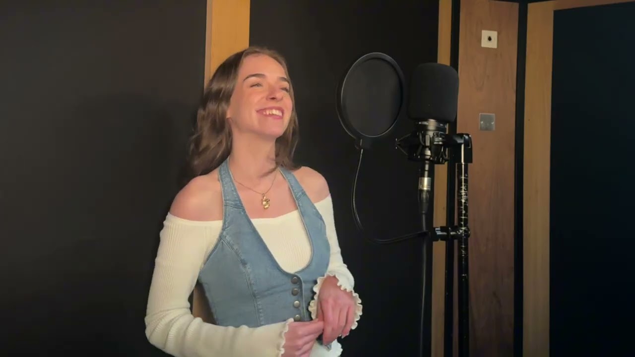Singing Reel - Belle Campbell