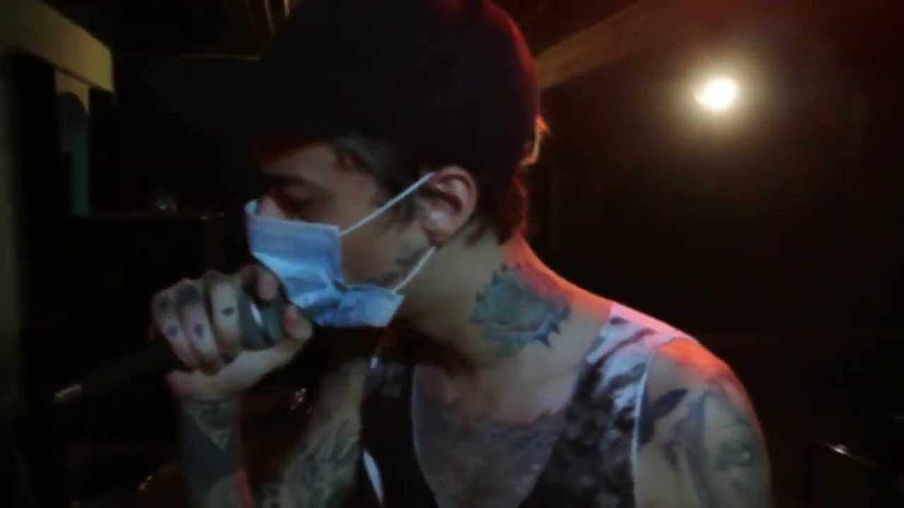 Sin boy ft Illeoo, RiskyKidd - Instagram Girls Live performance
