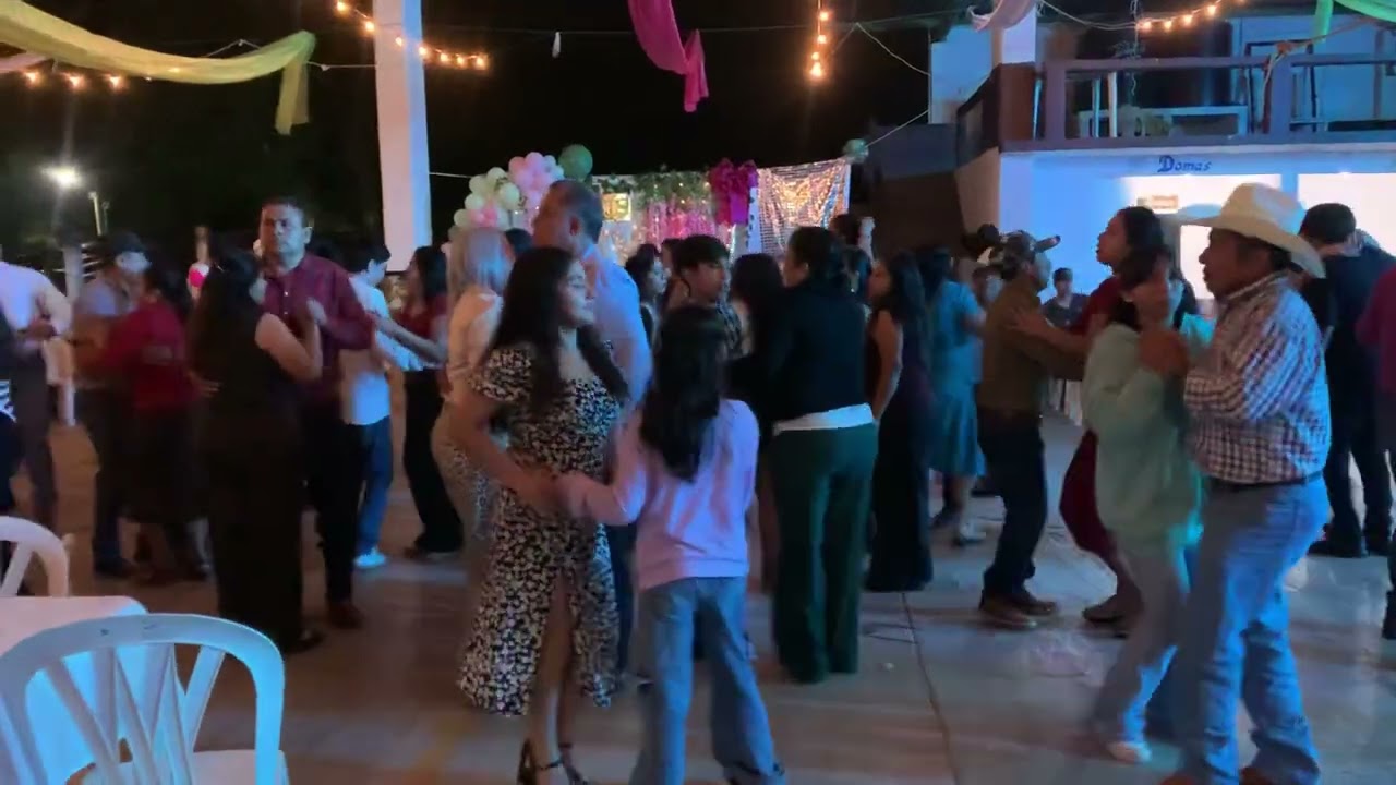 La Cuadra Norteña - puro Zapateado Y es la Pura Neta 
