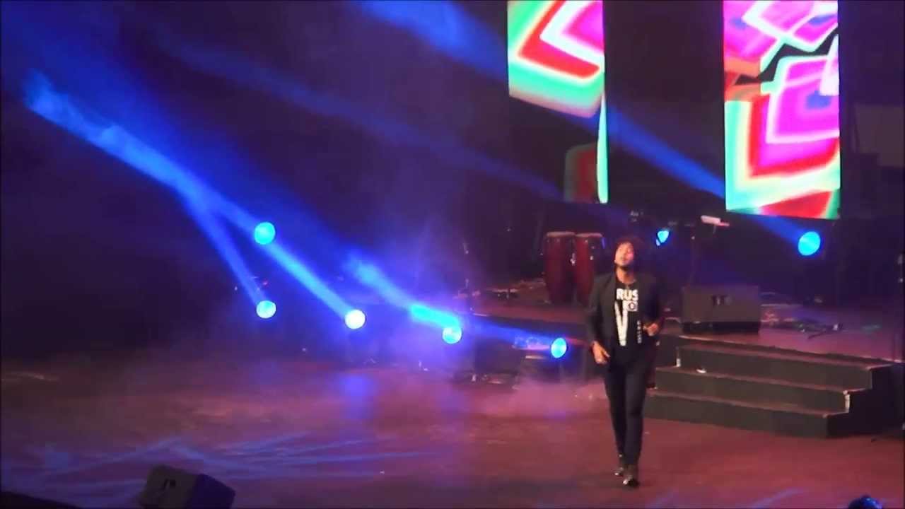 Royalists Onstage 2013 - Tulip Mal Kakuli By Chillie