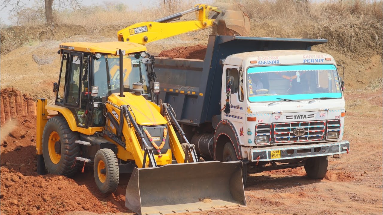JCB 3dx Backhoe Fully Loading Mud in Tata Dump Truck For Making Eletric Power Station