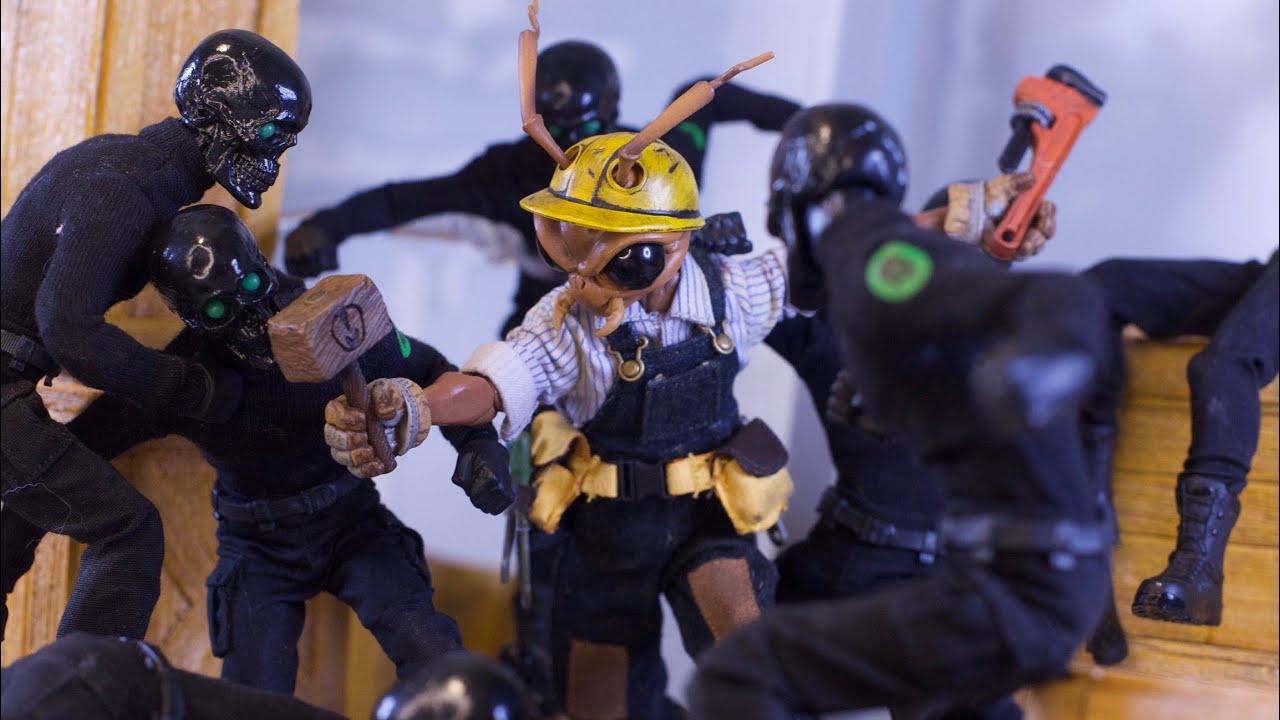 Mezco Toyz One:12 Collective Rumble Society Union Gomez Review