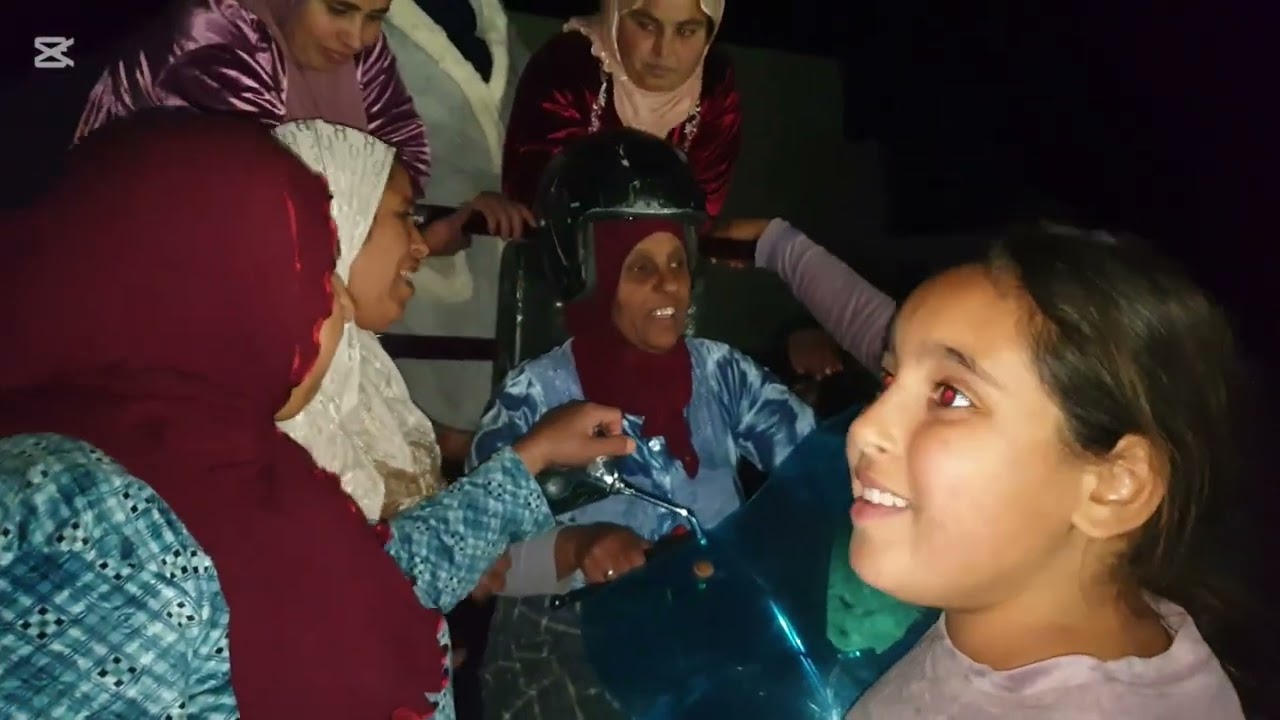 مولات تريبوتور وعائلاتها خديجه وناديه في الباديه