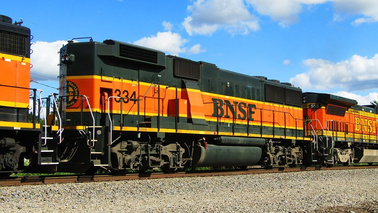 Former ATSF Heritage 1 GP60B B Unit On BNSF Local