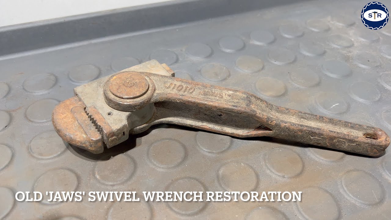 Old 'Jaws' Swivel Wrench Restoration - 4K