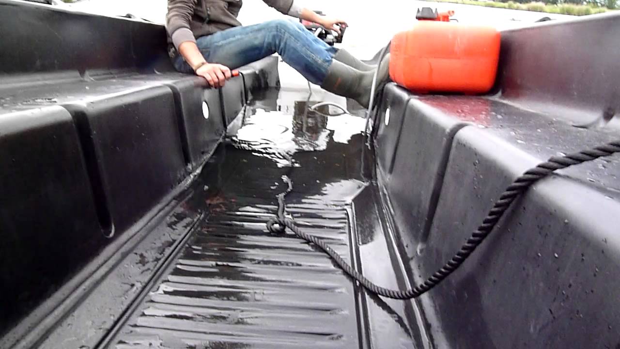 Whaly 435 vol water en dan leegvaren zonder plug