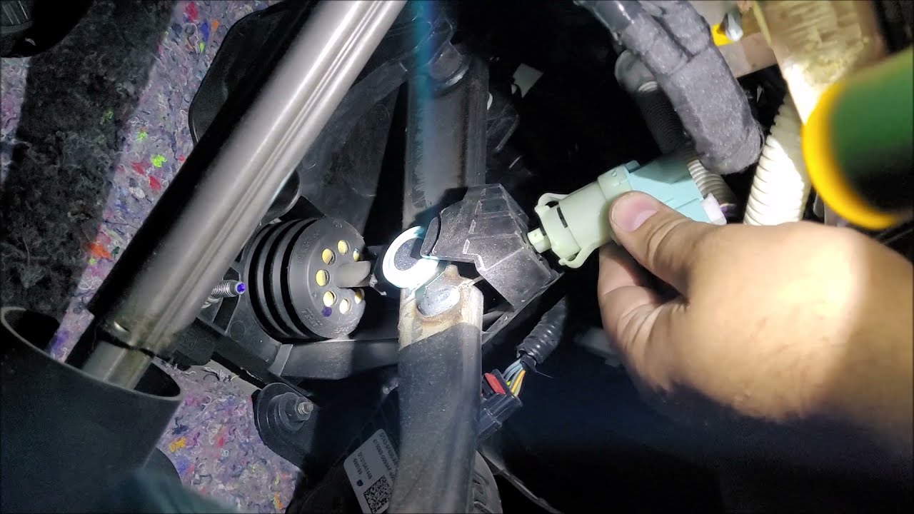 2013 Ford Edge Brake Light Switch Replacement