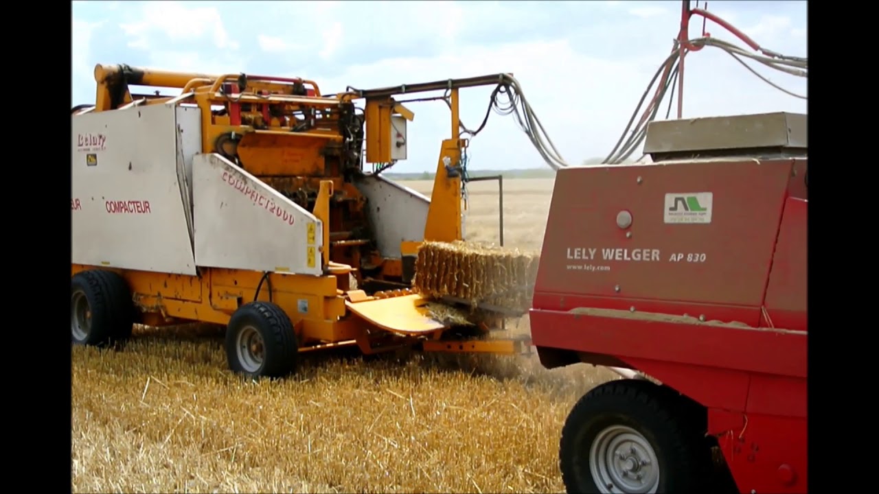 Du champ à la botte : botteleuse (Lely Welger AP 830) + groupeur (Belair Compact2000)