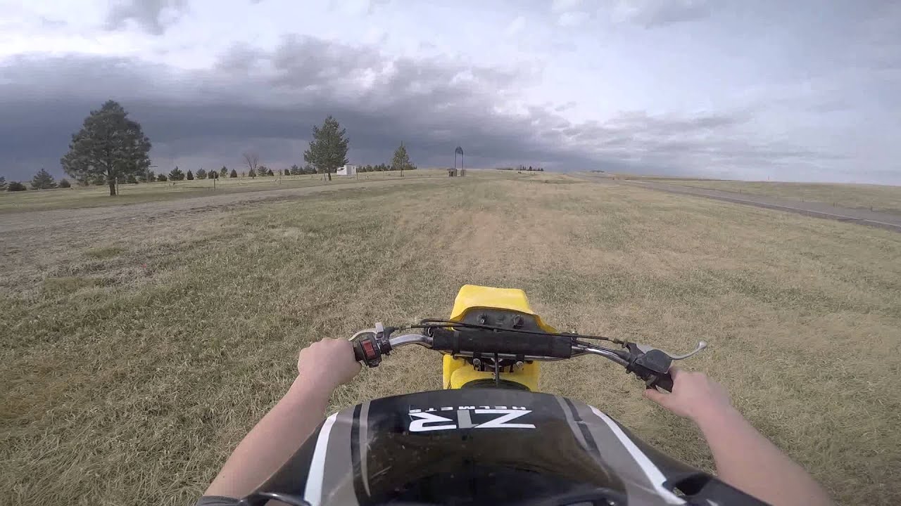 Riding the 1984 Yamaha YTM225DX