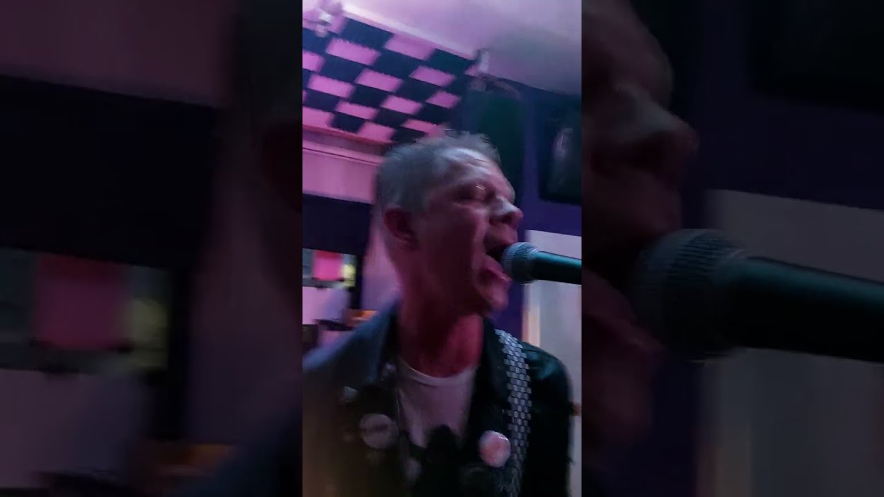 The Manikins -live- I Want My Baby Dead