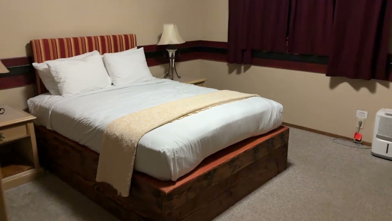 FULL Property Tour & Review of the Lokahi Lodge | Volcano, Hawaii