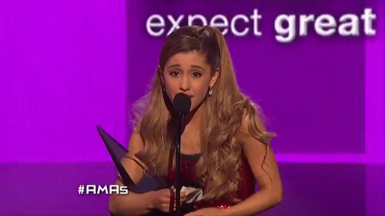 Ariana Grande Wins New Artist - AMA 2013