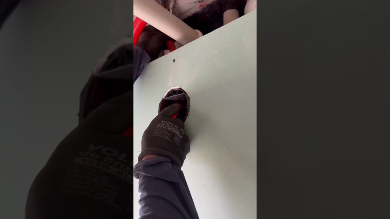 Instala&ccedil;&atilde;o de Caixa de Luz da nanoplastic 4x2 em Drywall