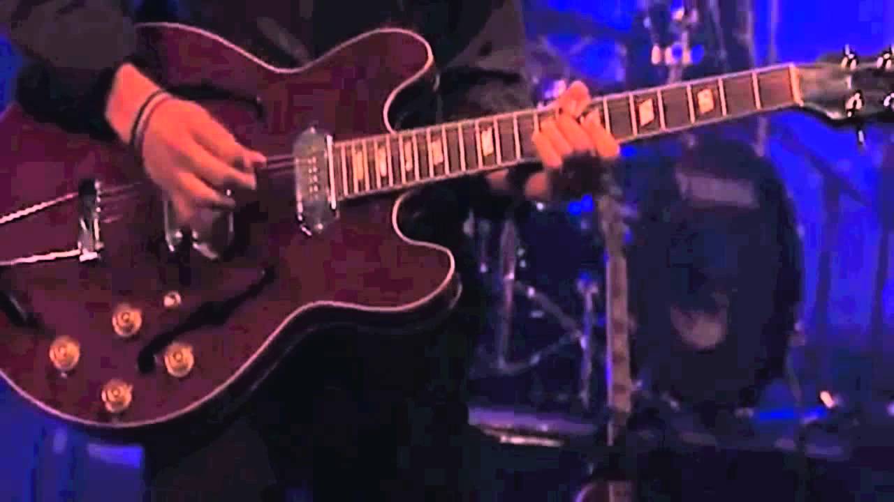 Interpol Live at La Route Du Rock 2001
