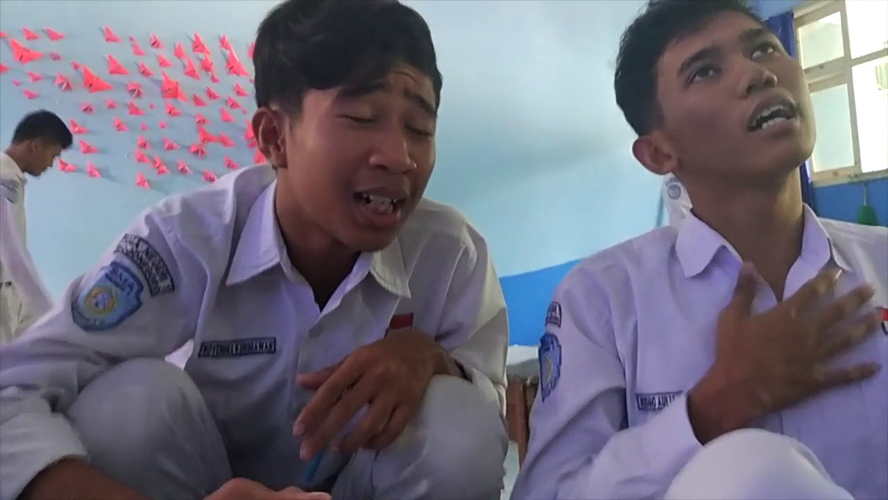 VIDEO ANGKATAN SWEET17 SMAN 1 BOJONEGORO