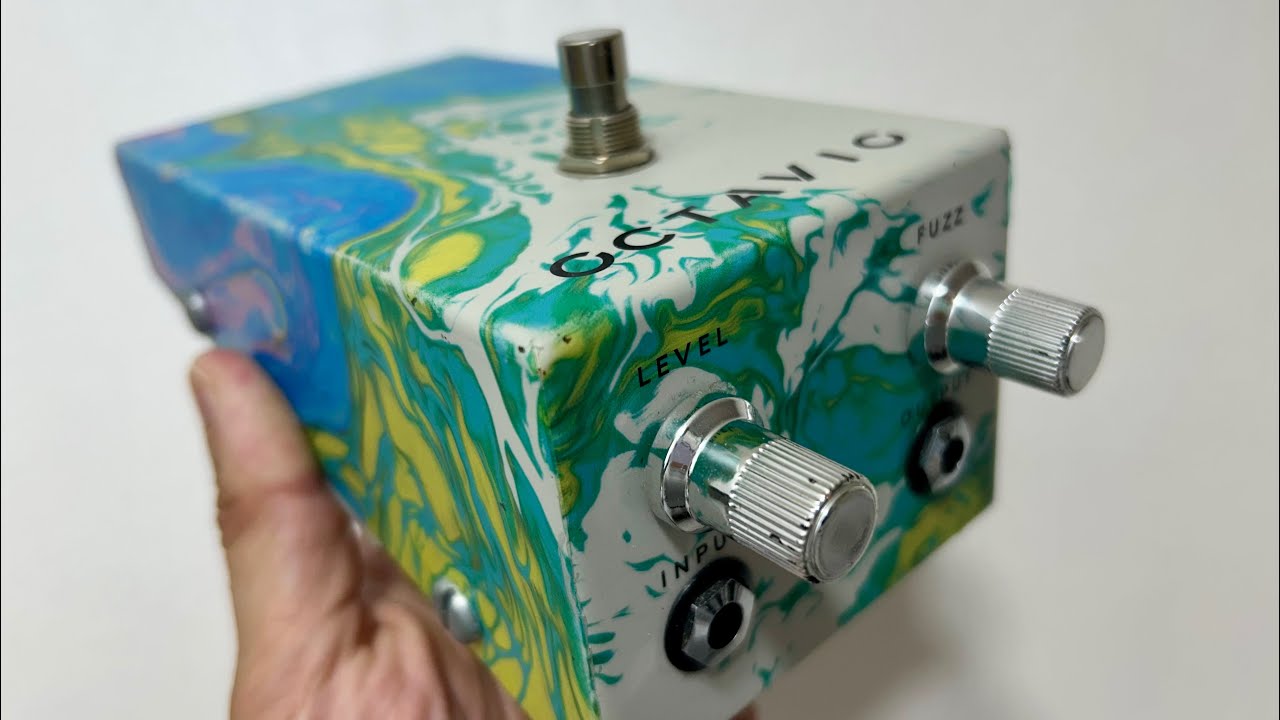 Octa Fuzz Versus(Octavia clone vs Dunlop Octavio)