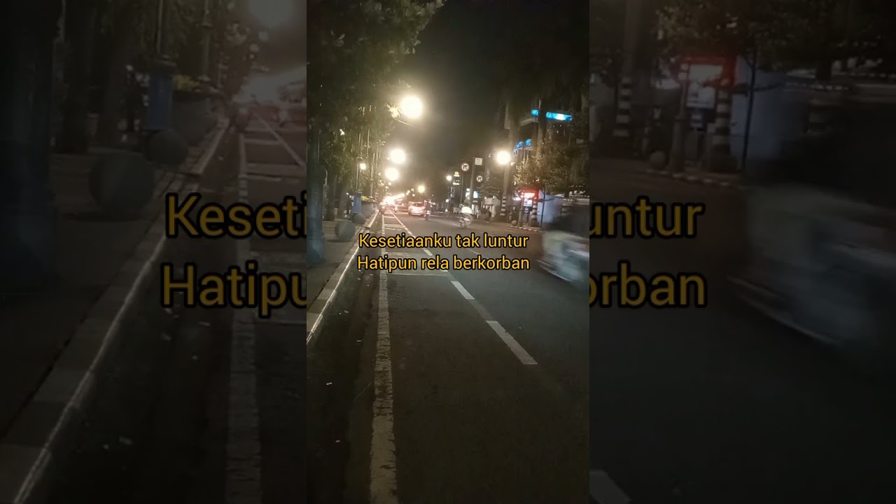 Karoke lagu kenangan Teks Judul :Aku masih seperti yang dulu