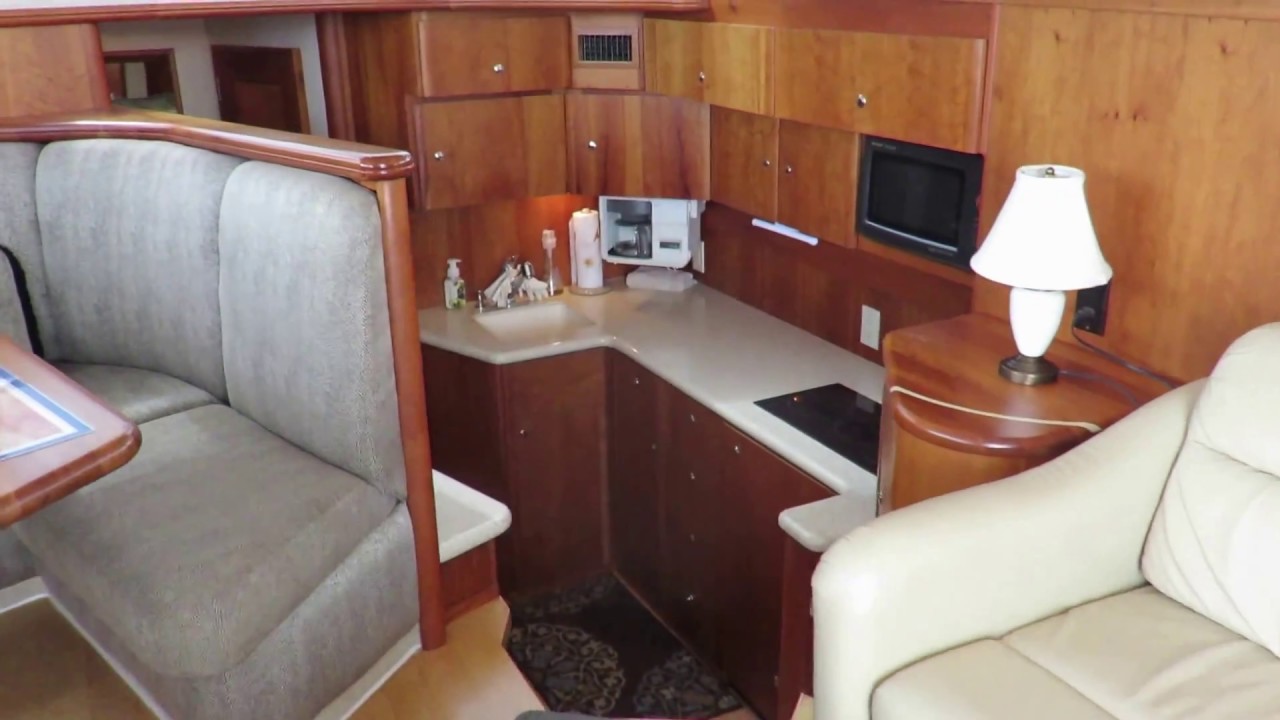 2001 Silverton 42 Convertible
