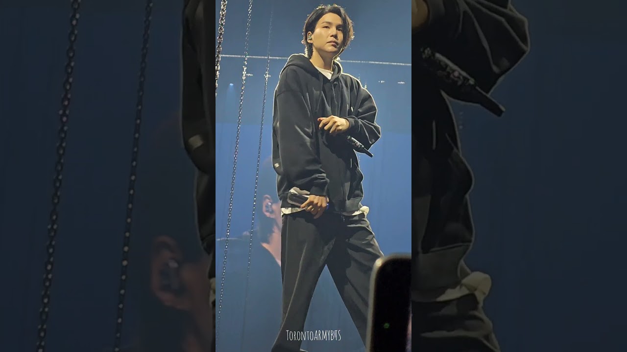 230503 Yoongi Looked At Me! Haegeum Soundcheck Fancam Agust D Suga BTS Tour Concert ALLSTATE Chicago