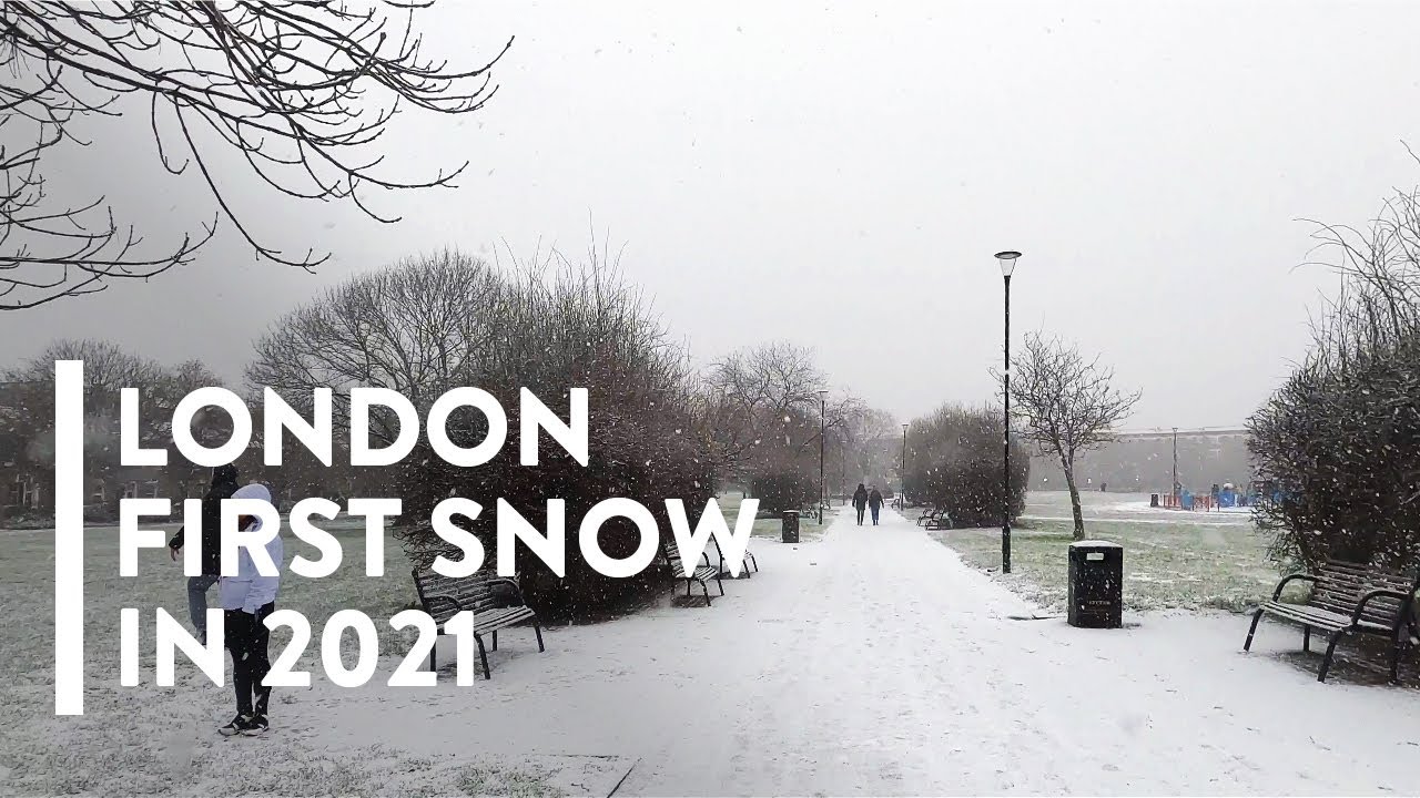 [4K] WALKING: LONDON - First SNOW of 2021