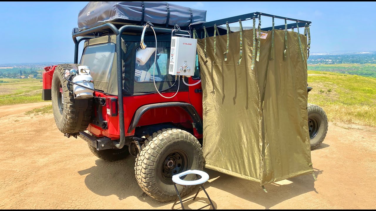 Удобная душевая кабина для кемпинга на Jeep Overland