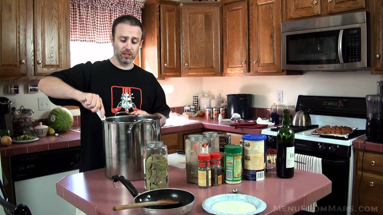 EP11011 - Homemade Spaghetti Red Sauce!