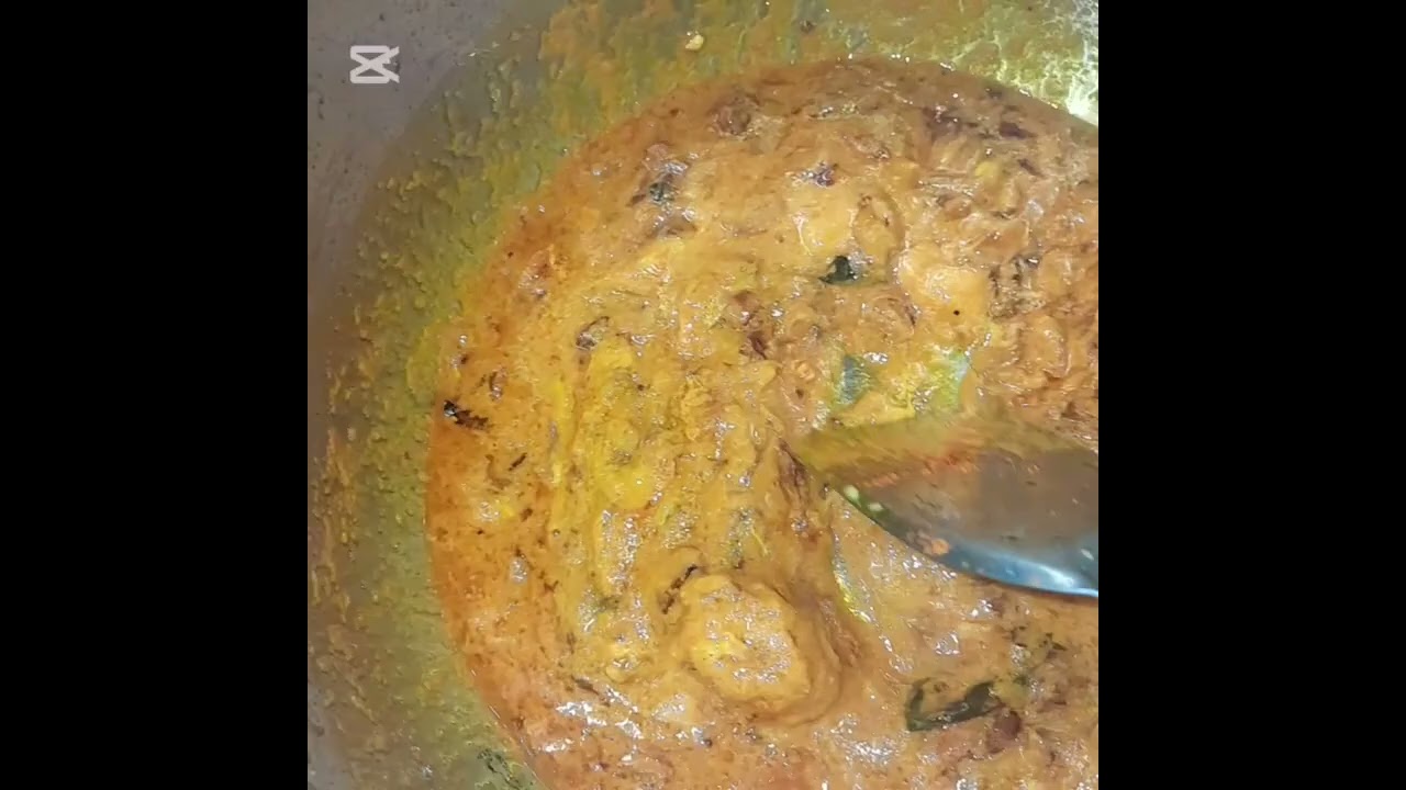 নতুন আলু দিয়ে গরুর মাংসের ঝোল 