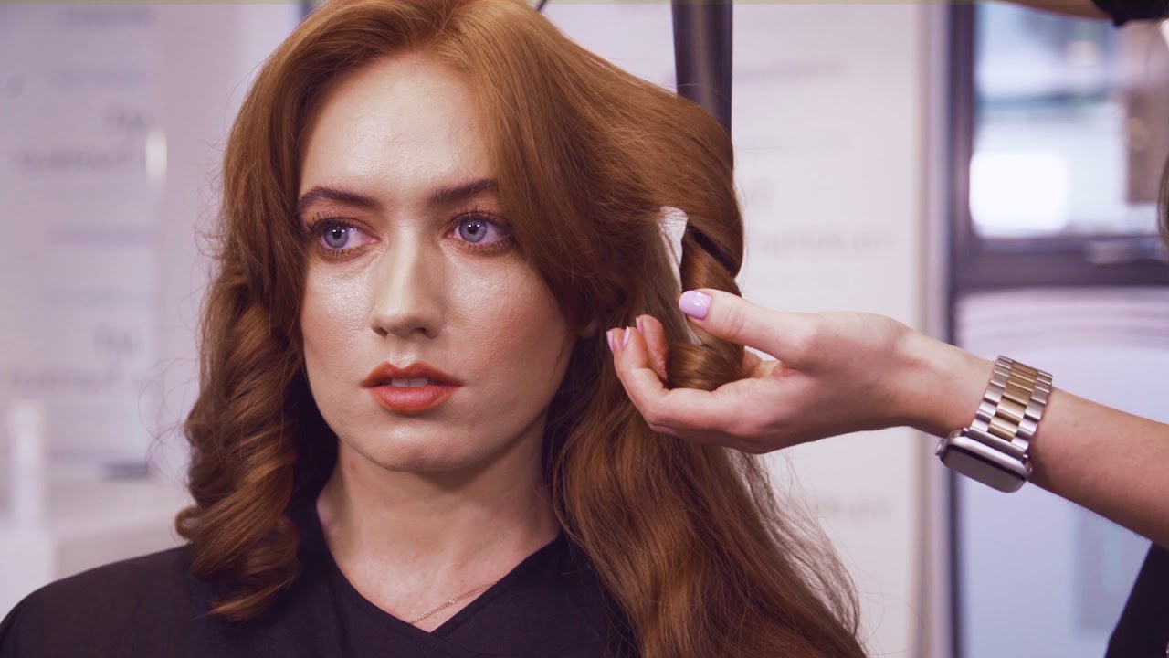 The Ultimate Glamorous Beach Wave Tutorial