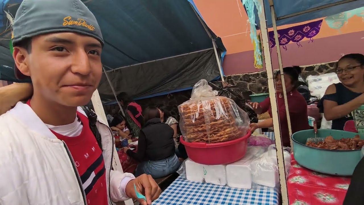 Puestos en Tingambato Michoacán con motivo del Año Nuevo P'urhépecha ‎⁨@cotidiano399⁩  