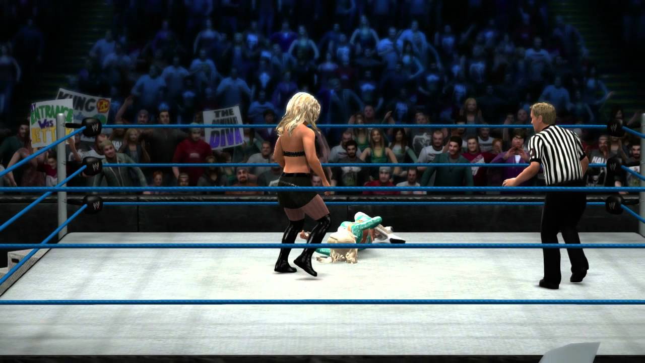 Beth Phoenix hits her finisher in WWE '13 (Official)