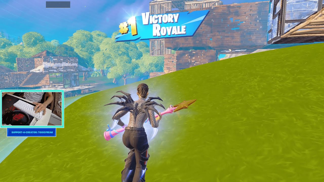 UNCHAINED RAMIREZ SKIN GAMEPLAY / Solo Victory Royale + HANDCAM (FORTNITE X BALENCIAGA)