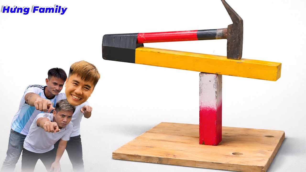 Hưng Troll | Thử Thách Giữ Cân Bằng Khúc Gỗ Và Búa Đinh Trên Mép Gậy Không Dụng Cụ