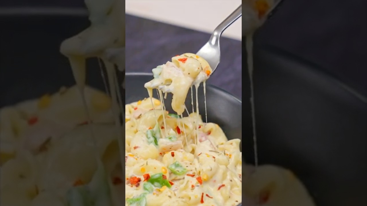 White Sauce Macaroni Pasta Recipe - चीज़ी वाइट सॉस पास्ता कैसे बनाये - Best Macaroni #KabitasKitchen