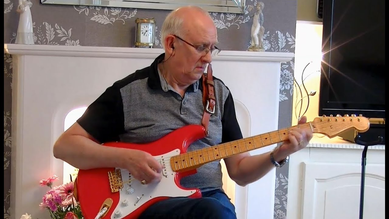 Pretty Woman-Roy Orbison - instro cover by Dave Monk