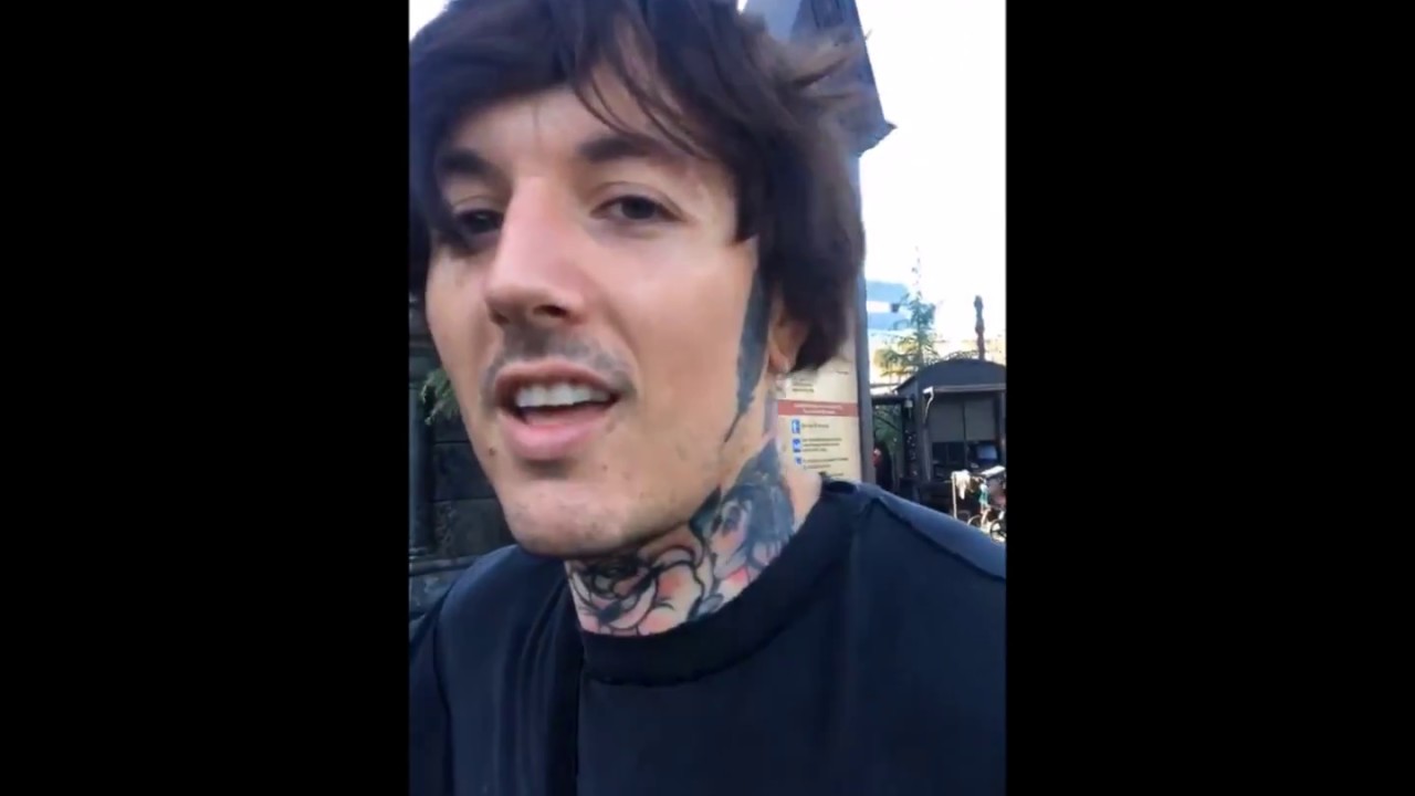 Oli and Alissa in Universal Studios Hollywood, Matt K playing with a dog♥