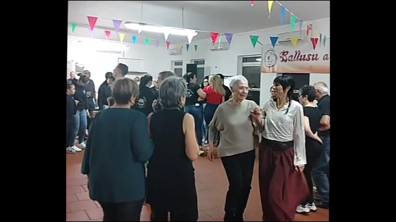 Francesco Orrù , Carlo Crisponi , bellu ballitu,  Tortolì:   Associazione Culturale tradizioni