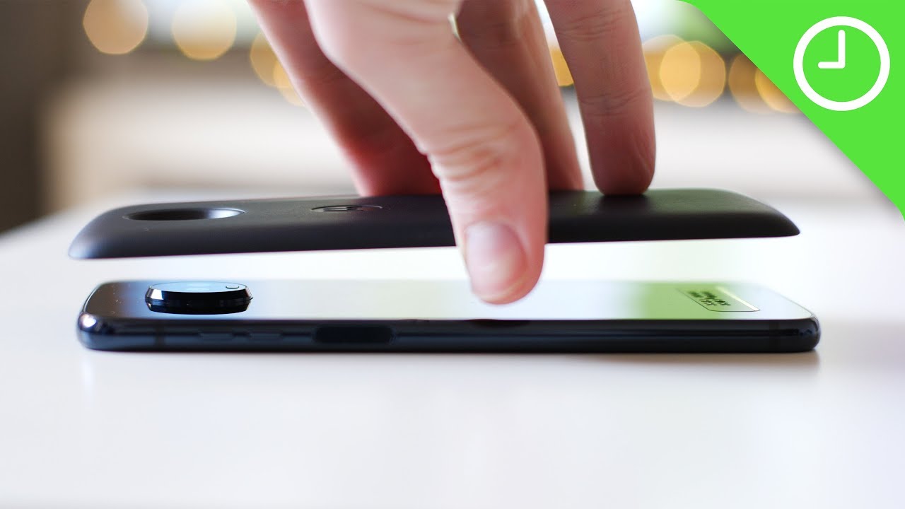 Moto Z3 Play Review: Frustratingly modular
