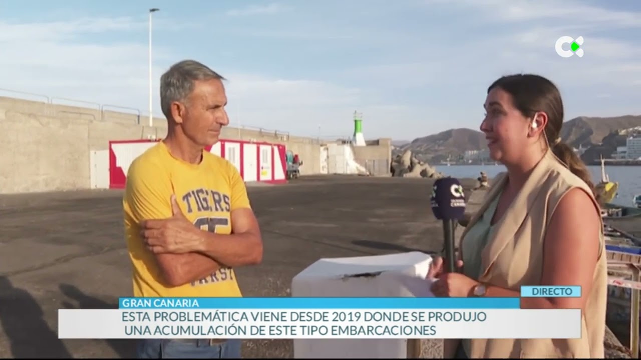 Acumulación de cayucos en Arguineguín