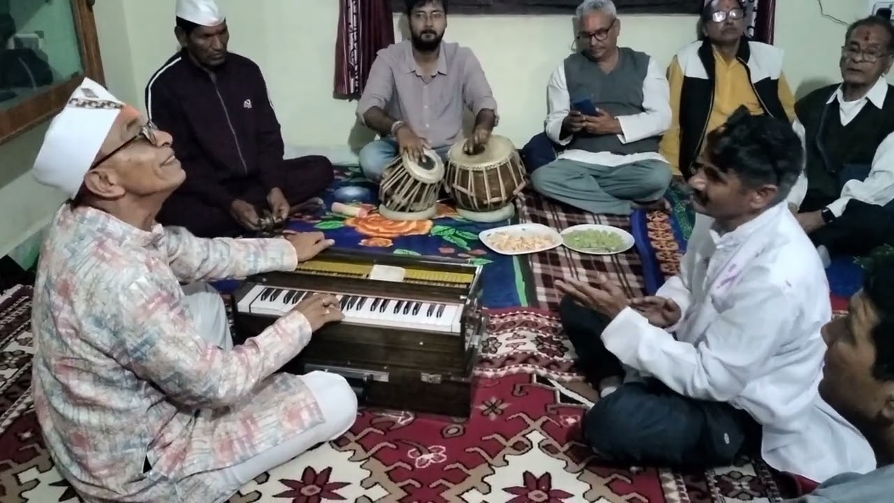 बहुत दिनन के रूठे पिया को होलीन में मना लाऊंगी।।श्री जी सी धारियाल जी द्वारा तबला संगत कमल जोशी जी 